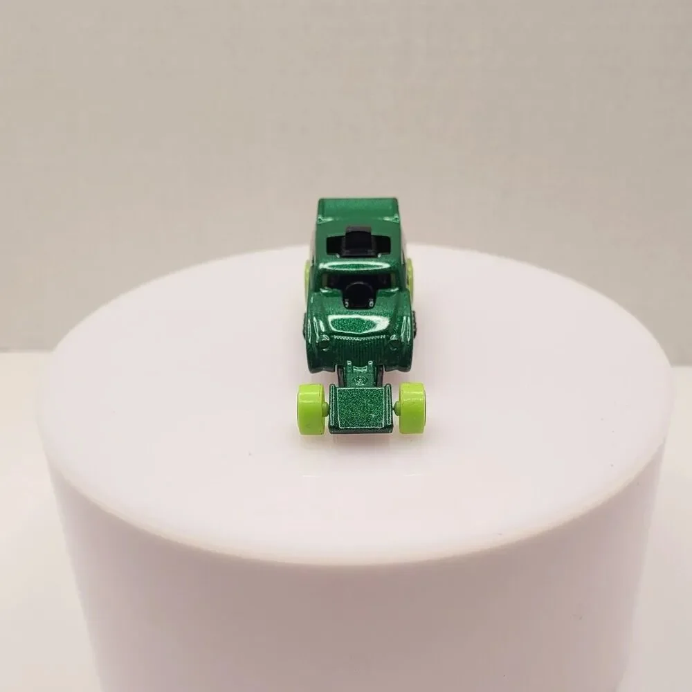 Hot Wheels 2019 Happy Halloween Altered Ego Car